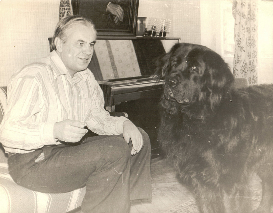 Игорь Шафаревич и его пес Дайв, 1979 год