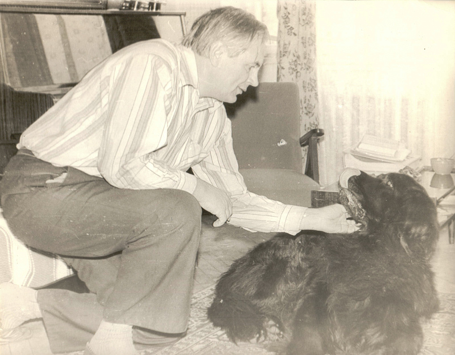 Игорь Шафаревич и его пес Дайв, 1979 год