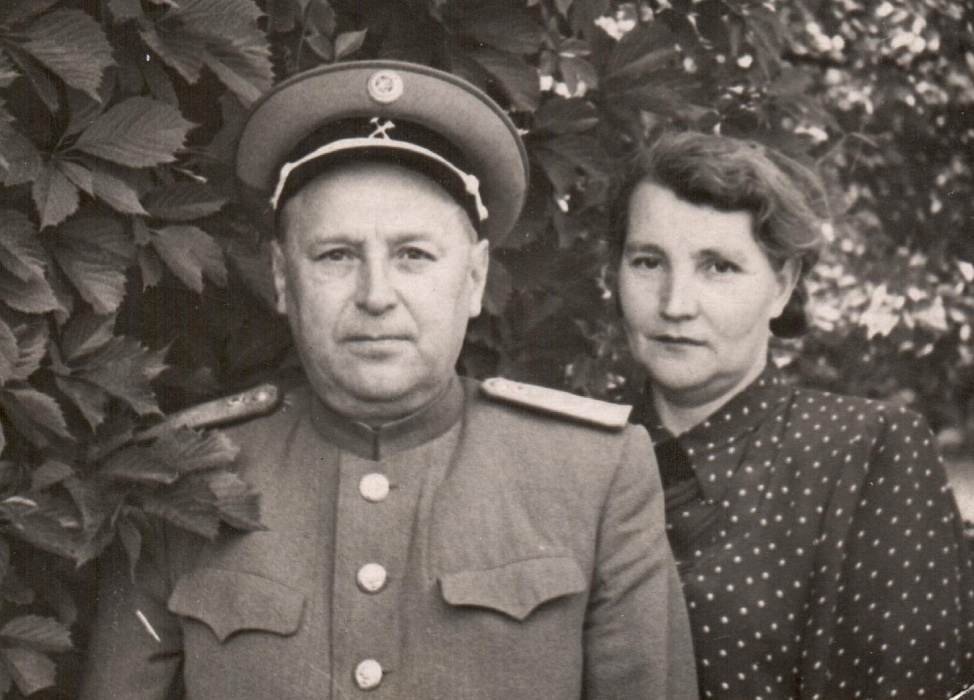 Дедушка и бабушка Александра Солдатова